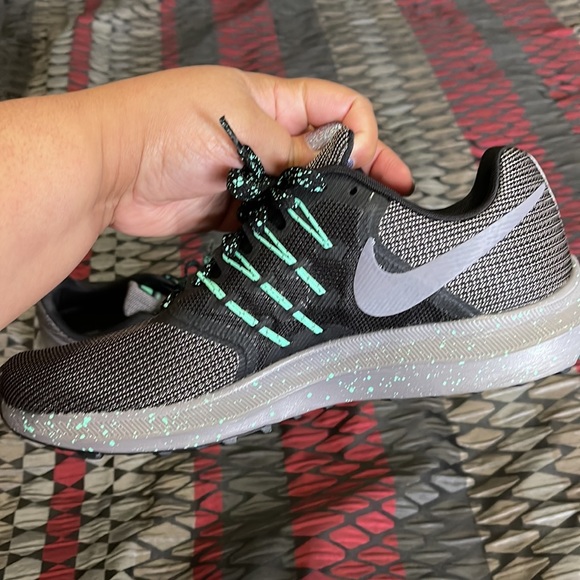 Womens Nike Run Swift 9.5 - Picture 3 of 5